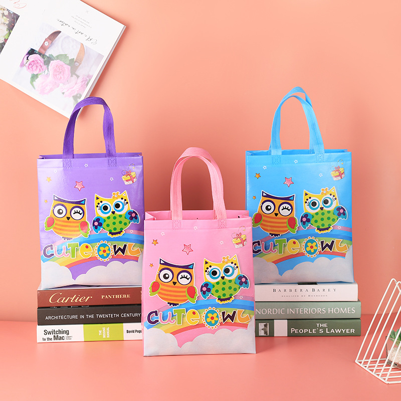 Bolsas de regalo no tejidas diseño dinosaurio y unicornio