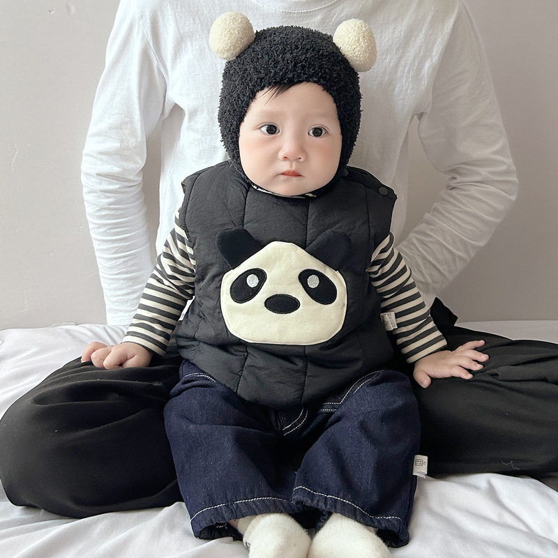 Baby invierno chaleco de algodón de clip2025 nuevo bebé coreano lindo dibujos animados grueso calentamiento exterior chaleco pequeño