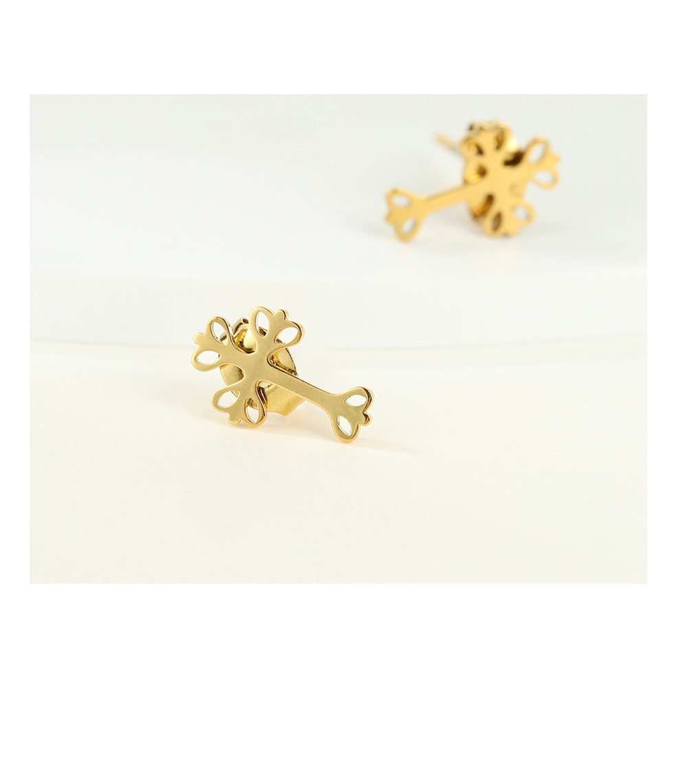 Cross Golden Stainless Steel Stud Earrings Wholesale Nihaojewelry display picture 5