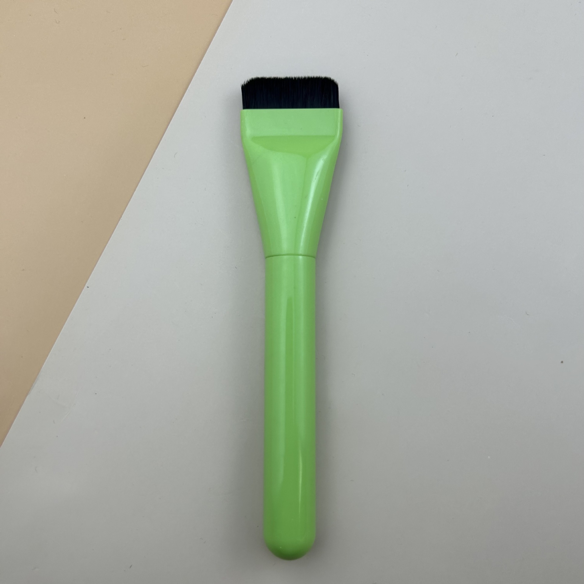 Cepillo de base en línea, sin marcas, sin polvo, cepillo corrector, cepillo de mascarilla, cepillo de base líquida de cabeza plana, cepillo de maquillaje al por mayor