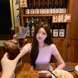 17-6942纯欲辣妹气质修身坑条圆领T恤女新款简约百搭显瘦短款上衣