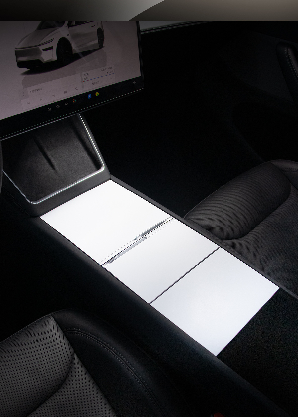 Suitable for Tesla Model 3/Y Central Control Panel Silicone Electrostatic Protection Sticker Anti-Scratch and Anti-Scratch Car Interior Accessories