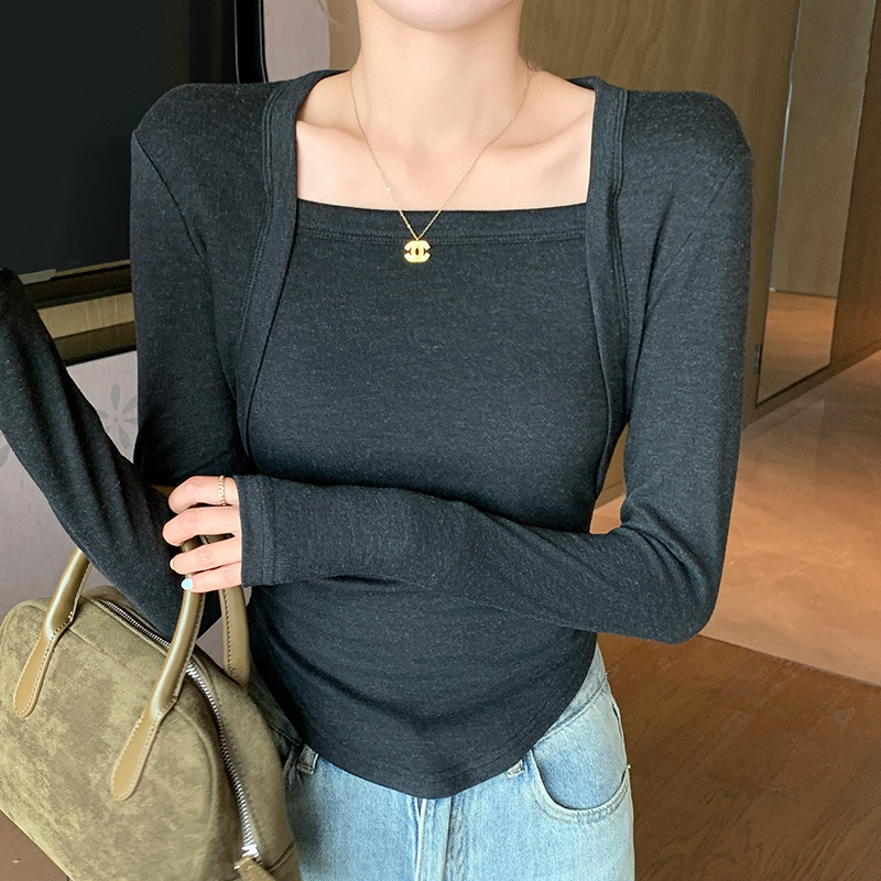 검은색