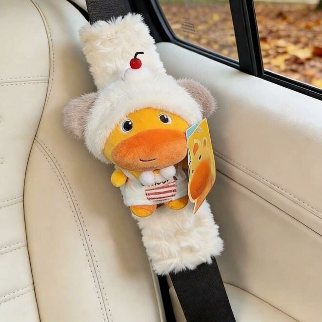 Plush Capybara Lulu Car Seatbelt Shoulder Pad Cartoon Protective Cover Anti-Wear Clothing Cute Decoration Creative
