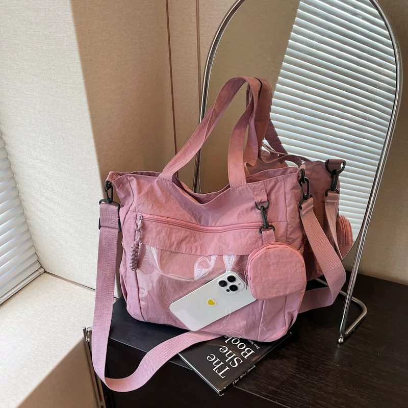 Capacious nylon bag