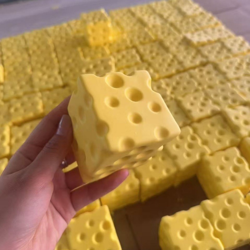 Juguetes de descompresión, imitación de queso cuadrado real, pellizco de música, clase de ventilación, artefacto de descompresión, rebote lento, artefacto de descompresión.