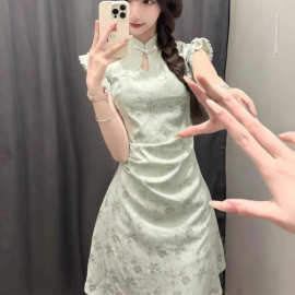 新中式连衣裙子女夏季改良国风旗袍气质高级感收腰小飞袖绿色短裙