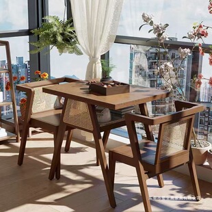 �̨���e�������^һ�����νM�������׌�ľ��̨С�����҃ȺȲ�����