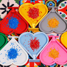 钻石画爱心点钻盘DIY心形点钻工具3D打印工具盘PLA颜色钻石绣托盘