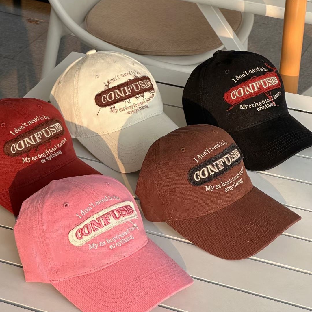 Naklejki w wersji koreańskiej można nosić o każdej porze roku, aby pokazać twarz. Mała baseballowa, swobodna i uniwersalna_voghion.com