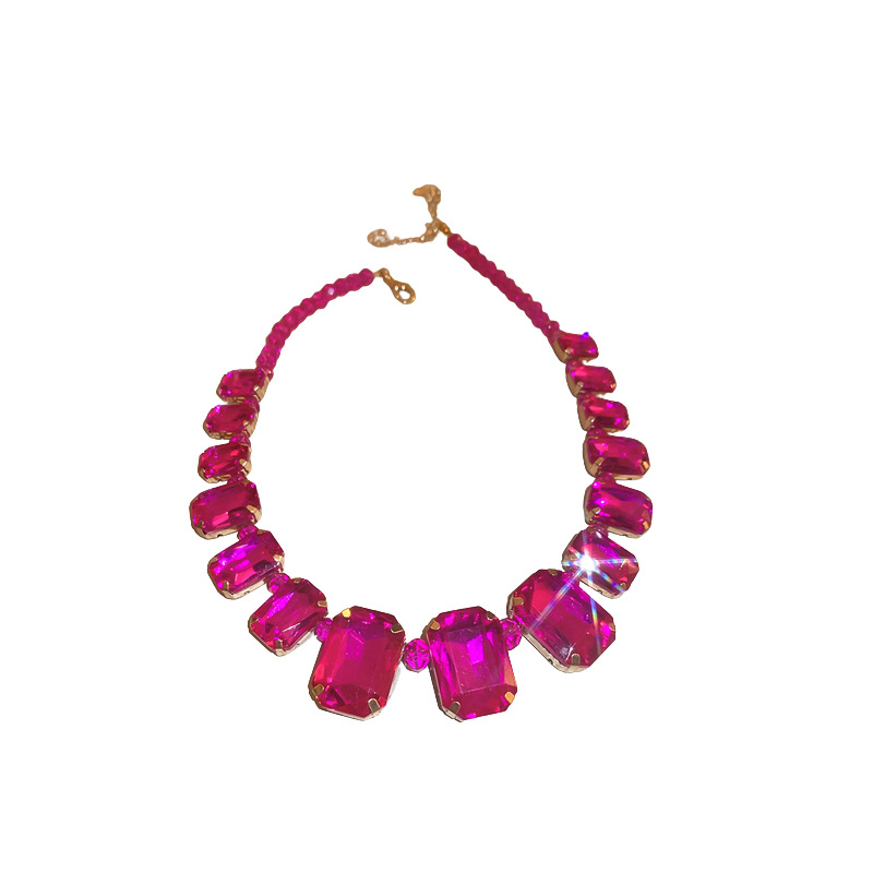 Europeo y americano color diamante cristal cuadrado joya collar de moda elegante exagerado clavícula cadena personalidad nicho Collar para las mujeres