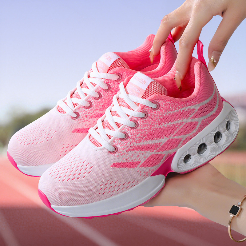 Zapatillas deportivas para mujer, estilo primavera, zapatillas para correr con suela blanda y amortiguación de aire, calzado femenino de moda de talla grande para venta al por mayor, zapatillas versátiles de malla transpirable.