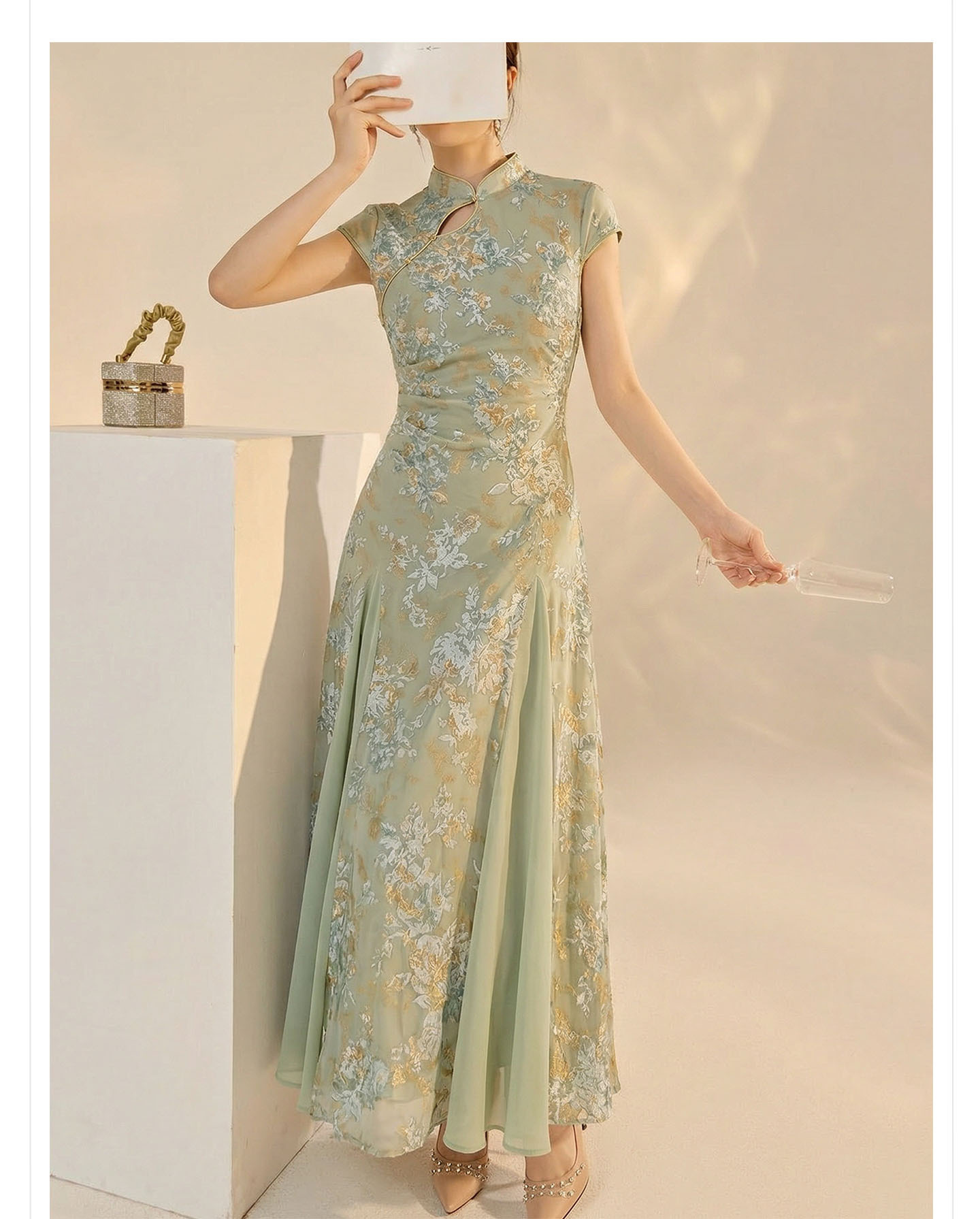 Váy sườn xám cổ đứng họa tiết jacquard chạm rỗng phong cách Tân Trung Hoa mùa hè — Xanh lá cây nhạtcolor chi tiết 11