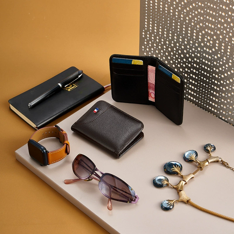 Держатель для карт с несколькими слотами для карт, слотом для удостоверения личности, банковской картой большой емкости, простым и компактным держателем для карт для мужчин и женщин.