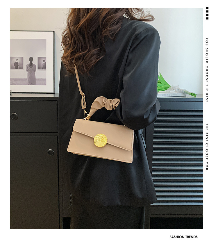 262g Weight Magnetic Buckle Closure Type Single Shoulder Strap Strap Type Crossbody Bag Bags Type Casual, Holiday Occasion Pu Leather Material Solid Color Pattern All Seasons Season Women's Gender Streetwear Style Square Shape Medium Size Women's Medium Pu Leather Solid Color Streetwear Square Magnetic Buckle Crossbody Bag 无
