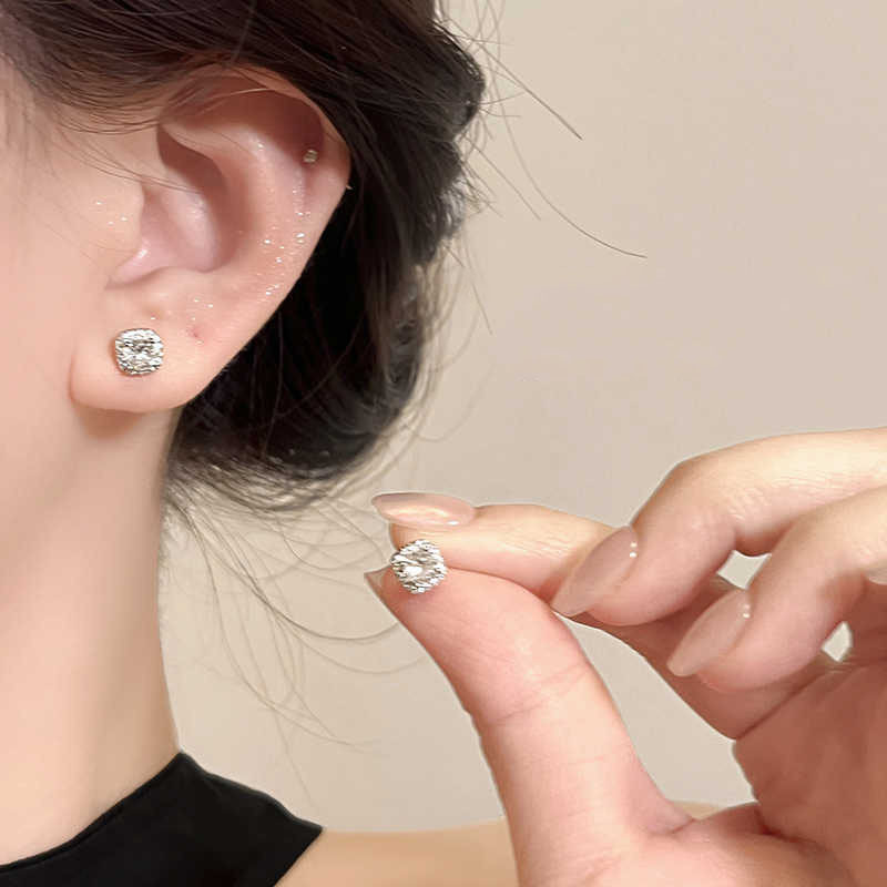 Medieval estilo europeo y americano pendientes franceses lujosos pendientes únicos 2026 nuevo estilo explosivo nicho de diseño sensación de pendientes para mujeres