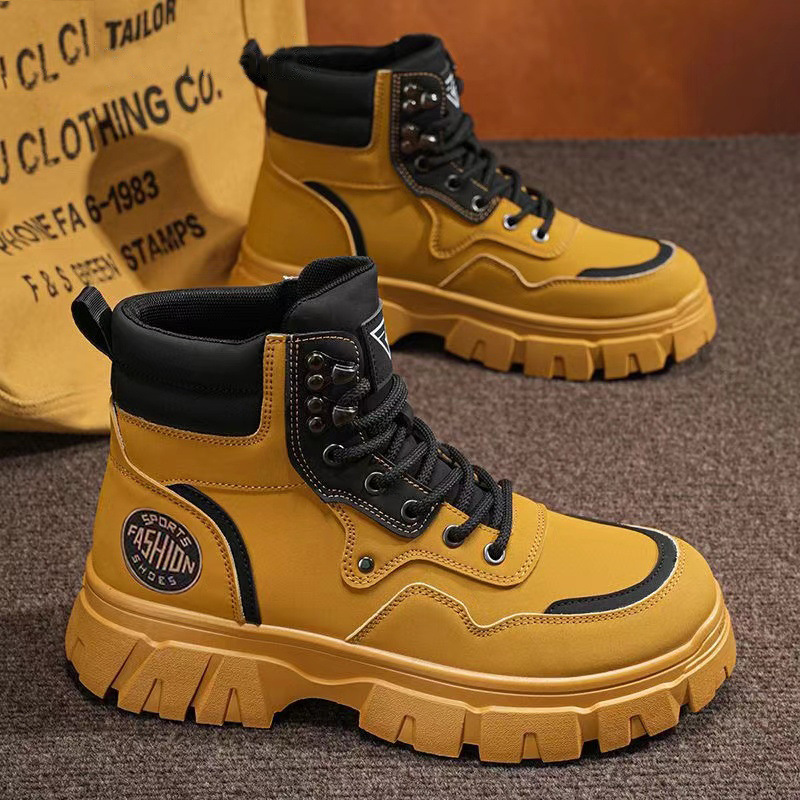 Nuevos zapatos de hombre 2025 primavera y otoño botas de suela gruesa Martin zapatos de trabajo de moda versátil aumento de altura botas amarillas de moda para hombres
