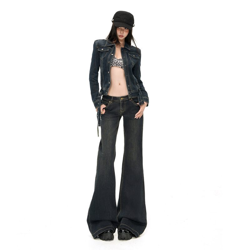 Young orange # Dark blue denim jacket for women, low-waist, slim-fit, trendy, versatile, and paired with flared jeans