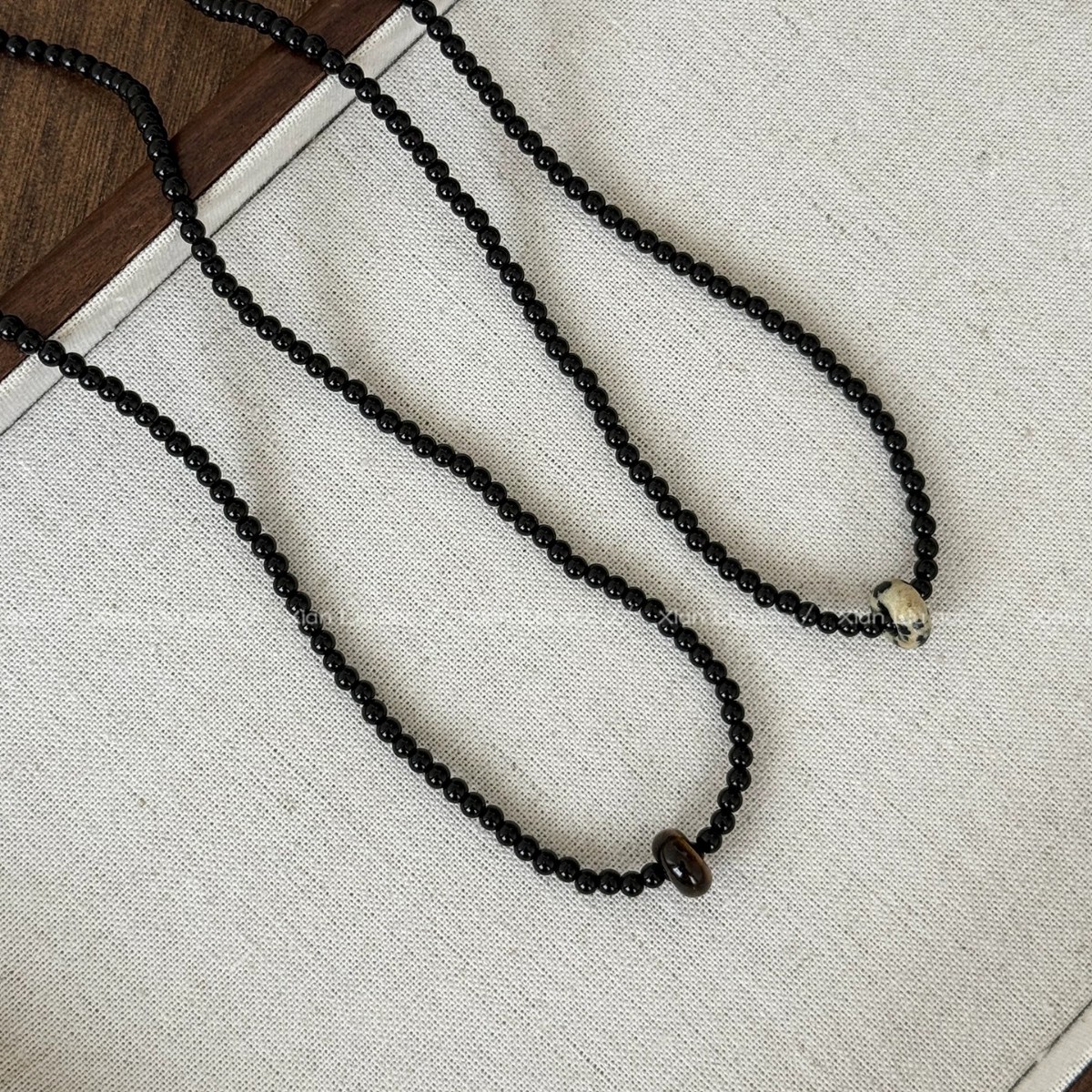 Natural Crystal And Gemstone Charm For Positive Energy And Luck_voghion.com