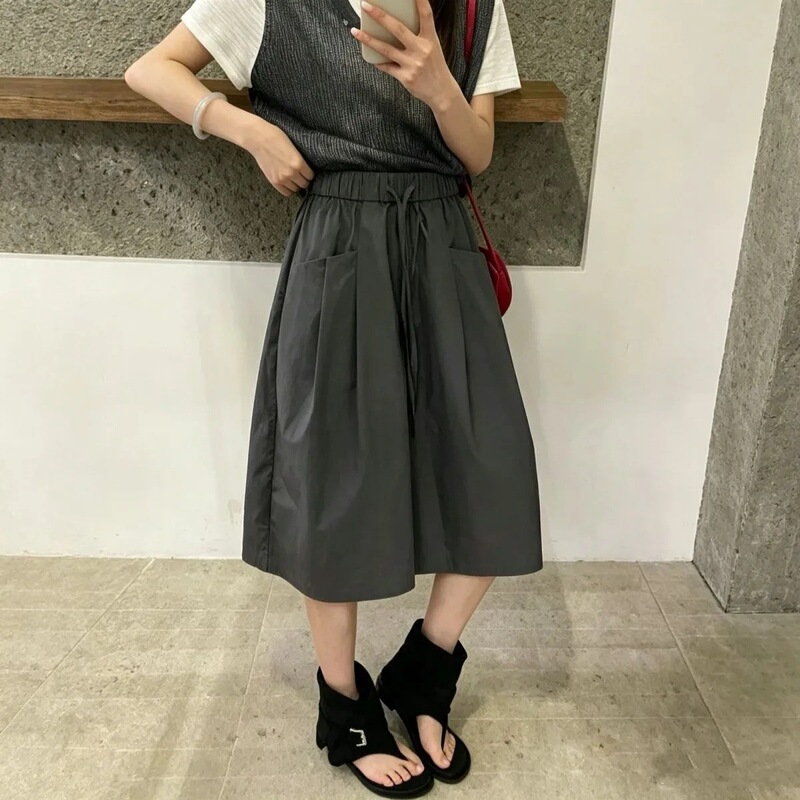 Korean-Style High-Waisted Pleated Ruffle Workwear-Style Cropped Pants for Women, 2026 Summer New Wide-Leg Slimming Shorts Korean-Style High-Waisted Pleated Ruffle Workwear-Style Cropped Pants for Women, 2026 Summer New Wide-Leg Slimming Shorts