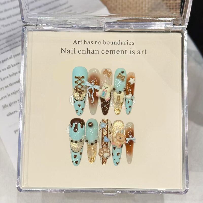 【Mint Black Chocolate】Cute Cartoon 3D Bear, Flattering and High-End Feel, Handmade Wearable Nails, Medium-Long Style Manicure