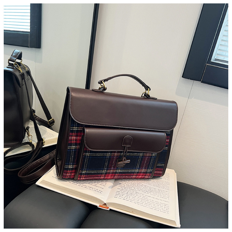Naiste ruuduline crossbody seljakott sügis- ja talvehooajaks_voghion.com