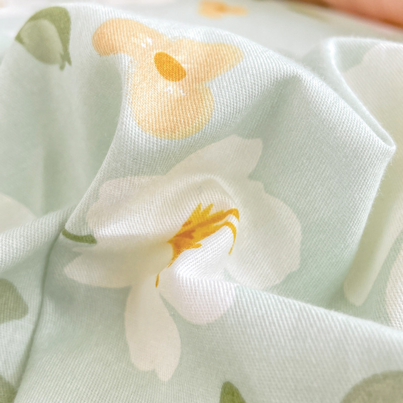 Nuevo estilo pastoral de algodón de cuatro piezas de algodón cama impresa de cuatro piezas estudiante de tres piezas sábana colcha cubierta sábana ajustable