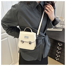 �|��С����Ů2025�¿�r�аٴ�б����ļ���������С����