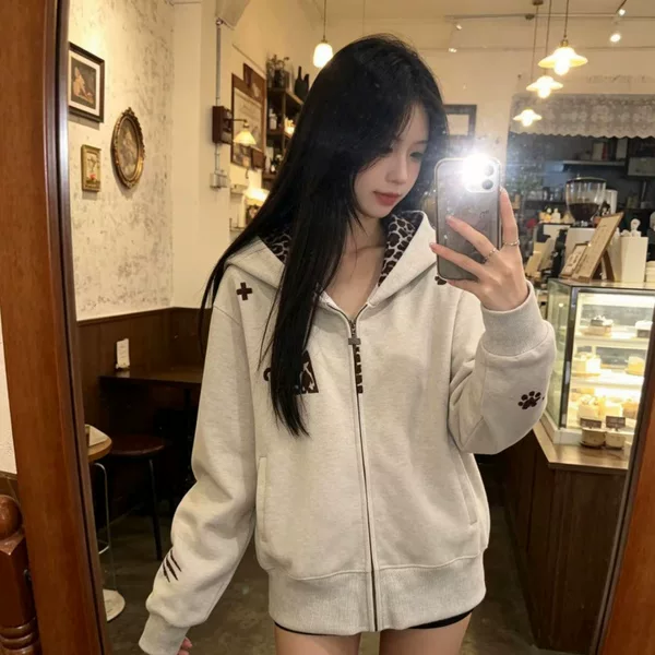 American retro-style little devil leopard print hooded sweatshirt for women, autumn 2026 new collection, loose-fitting, short-length, zip-up cardigan