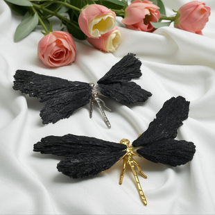 ��Ȼˮ���ڱ̭t�����b�Ʒ�[���{��ʯ�����YƷ�r�Д[