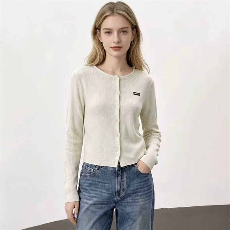 Mai* Women's Clothing Store Same Style 2026 Autumn New Simple Casual Textured Old Money Style Round Neck Knit Cardigan