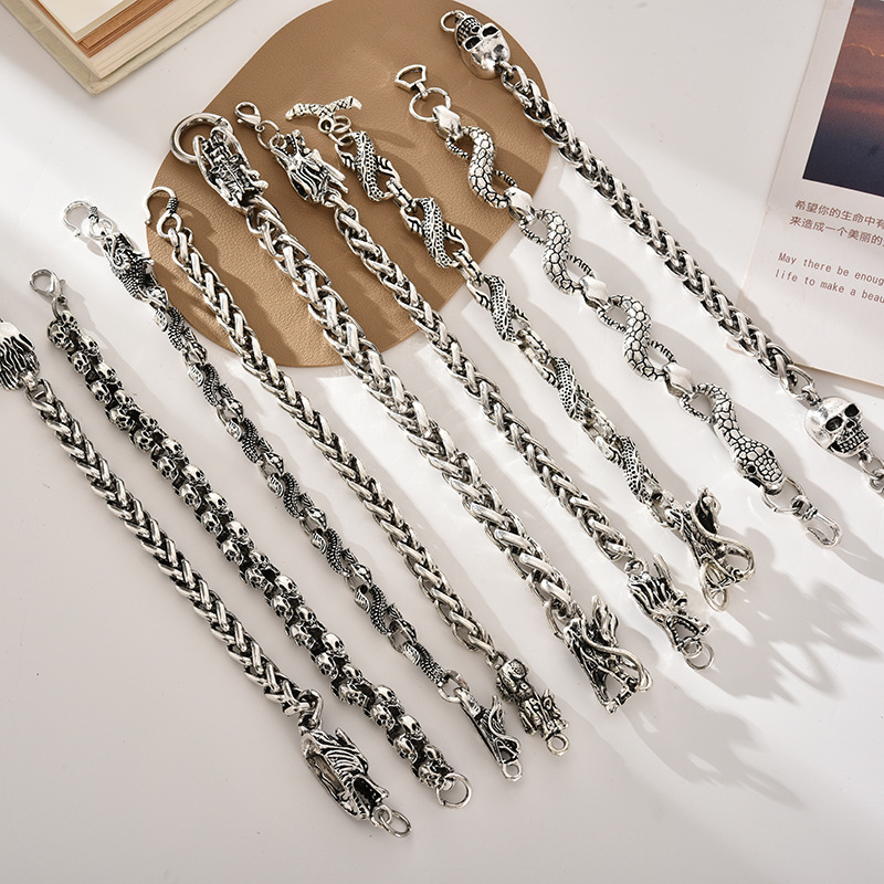 Cross-border New Retro Dragon Skull Bracelet Aggressive Double Dragon Carved Men's Bracelet Hip-hop Fashion Brand Accessories