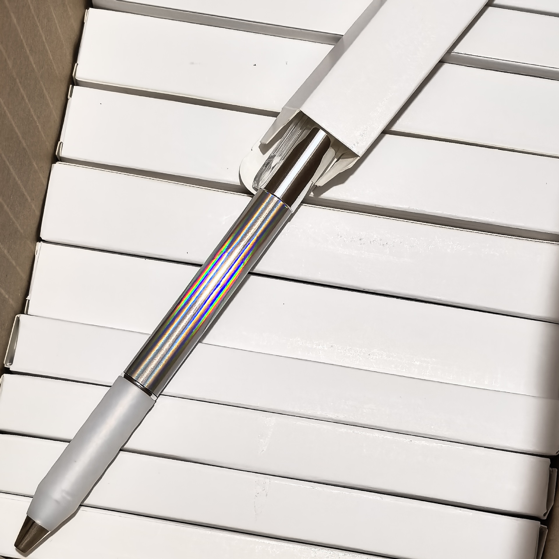 실버 화이트 박스 포장