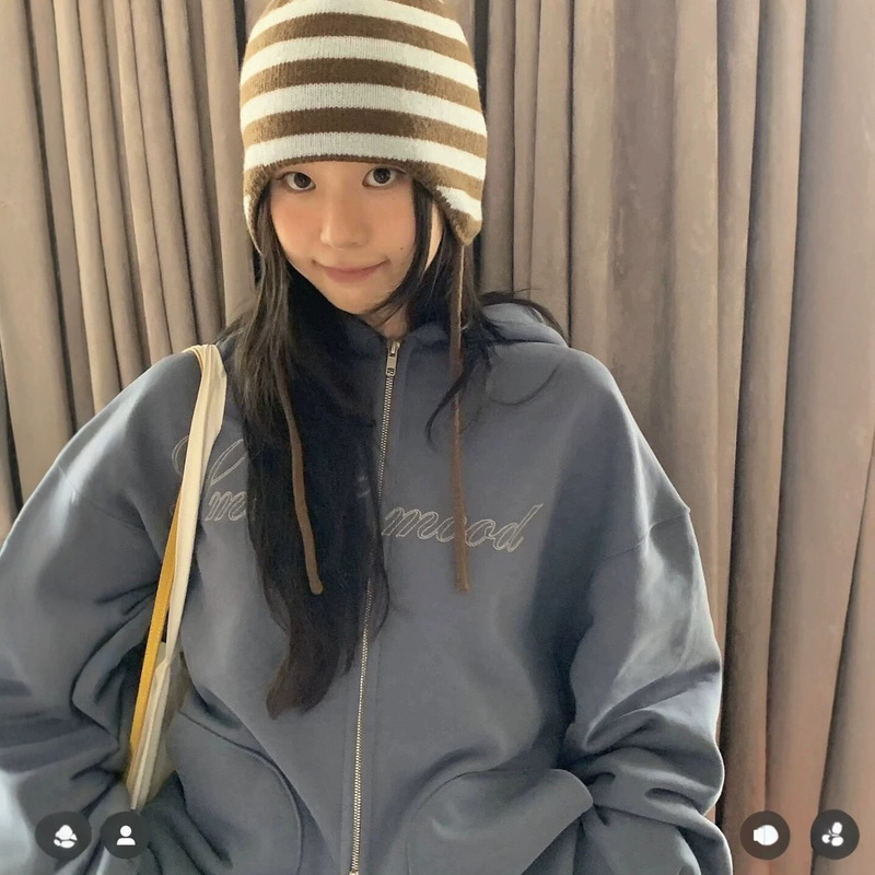 In-Stock Korean Niche Designer Smoothm**D Hooded Fleece Sweatshirt with Letter Embroidery Thickened Jacket for Women