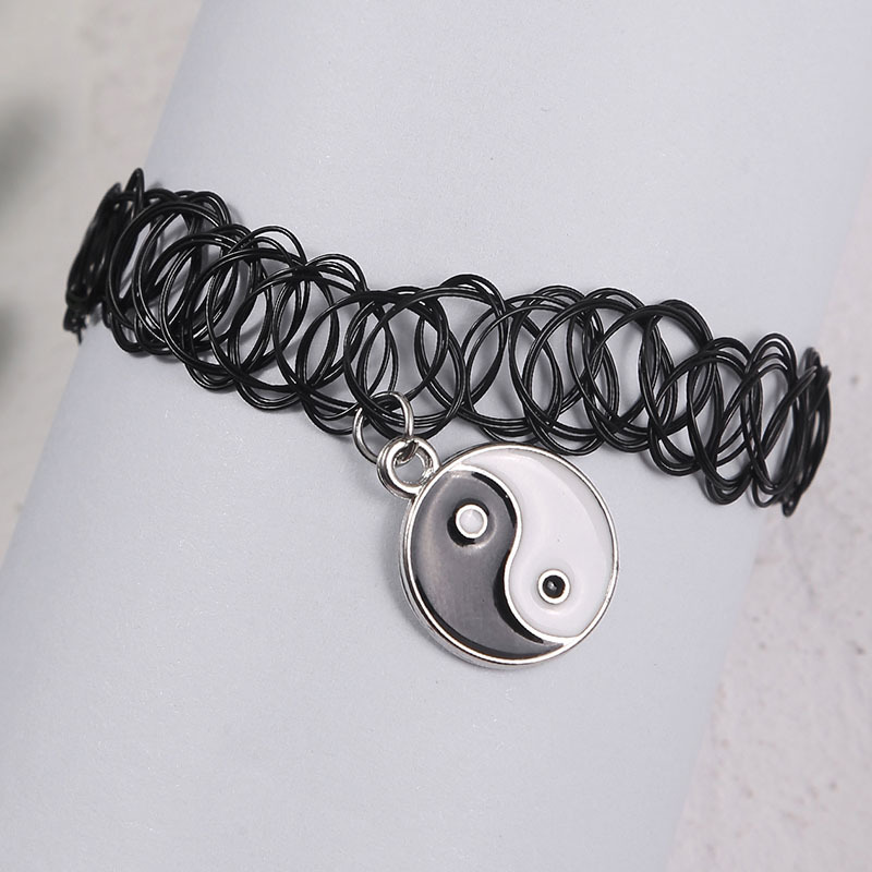 Fashion Elastic Yin And Yang Gossip Alloy Necklace Wholesale display picture 4