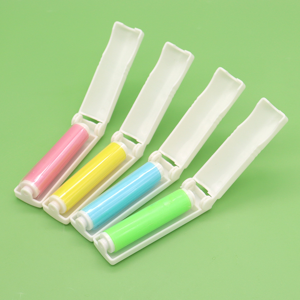 El dispositivo de depilación para mascotas se puede lavar con agua. El dispositivo de depilación doméstica se reutiliza. Cepillo de eliminación de rodillo de eliminación de polvo de ropa portátil pequeño