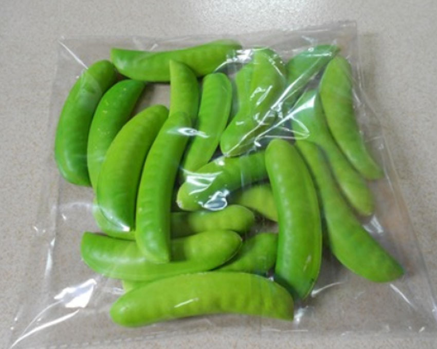 plastic snow peas