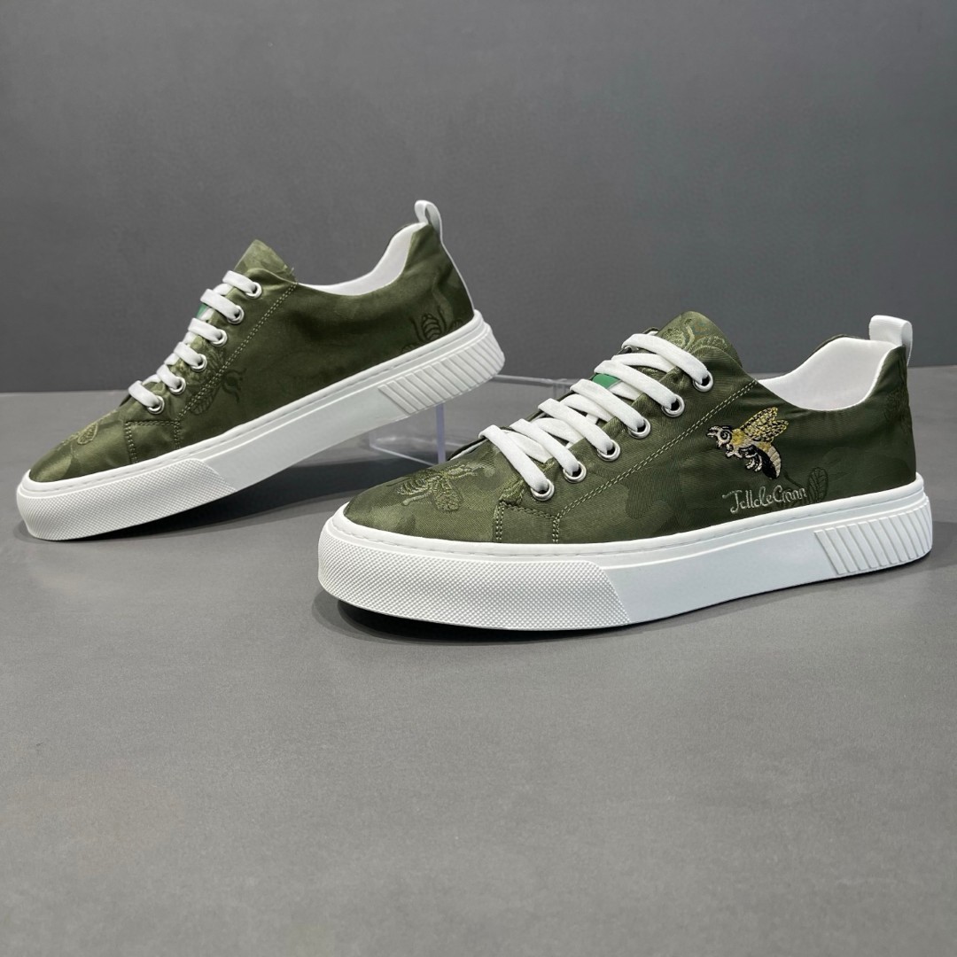 2025 Summer Style Embroidered Casual Ice Silk Cloth Shoes High-End Light Luxury Men's Shoes White Shoes Men's Slip-On Flat Shoes