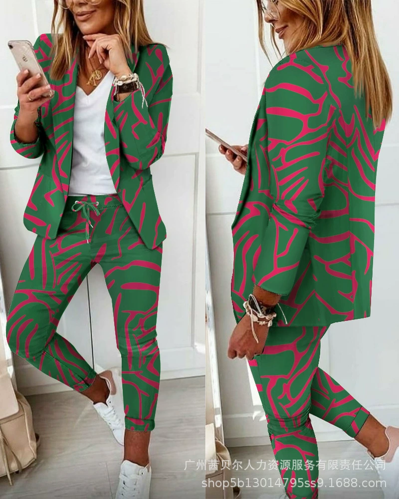 Классический костюм, брюки, европейский стиль, приталенный