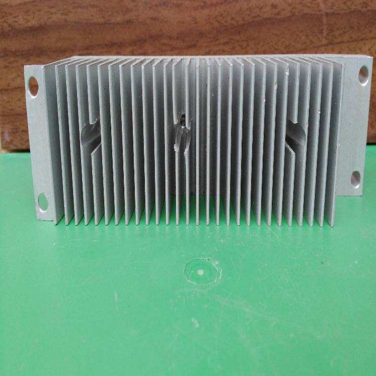 厂家生产大功率灯铝散热器 梳子型铝合金散热片深加工表面处理
