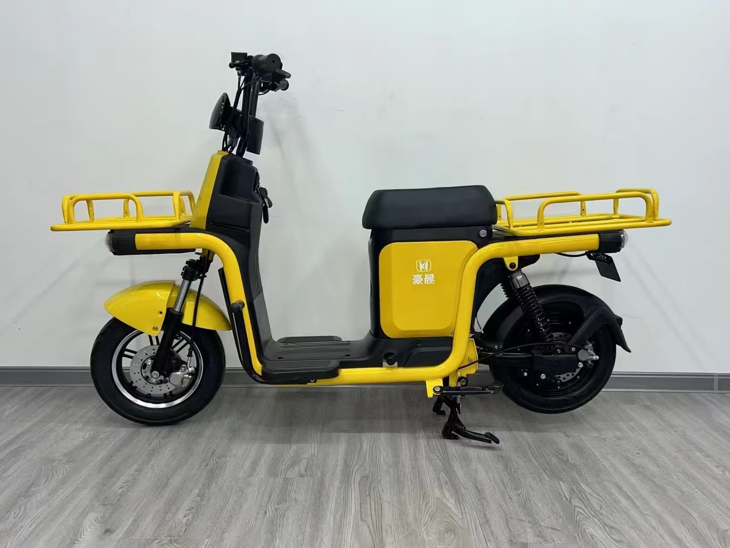 Vehículo eléctrico especial de carga para jinetes de carga de entrega al por mayor, vehículo de alimentación de alta potencia, vehículo eléctrico de larga duración