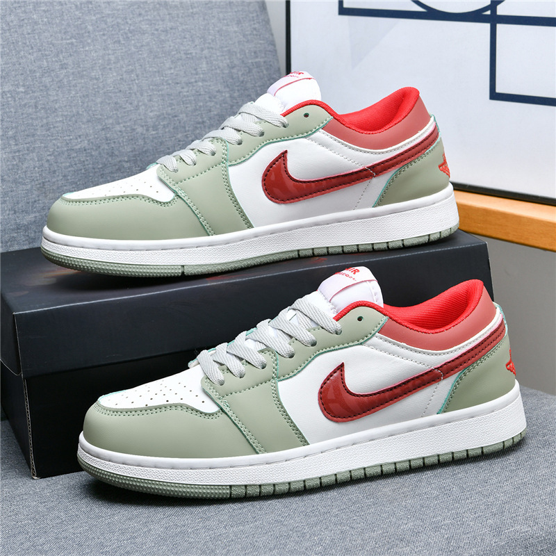 Aj1 Men's Shoes, Sports Sneakers, Men's and Women's Casual Shoes, Student Version, Friction Sound, Non-Slip, Breathable for Boys Aj1 Men's Shoes, Sports Sneakers, Men's and Women's Casual Shoes, Student Version, Friction Sound, Non-Slip, Breathable for Boys
