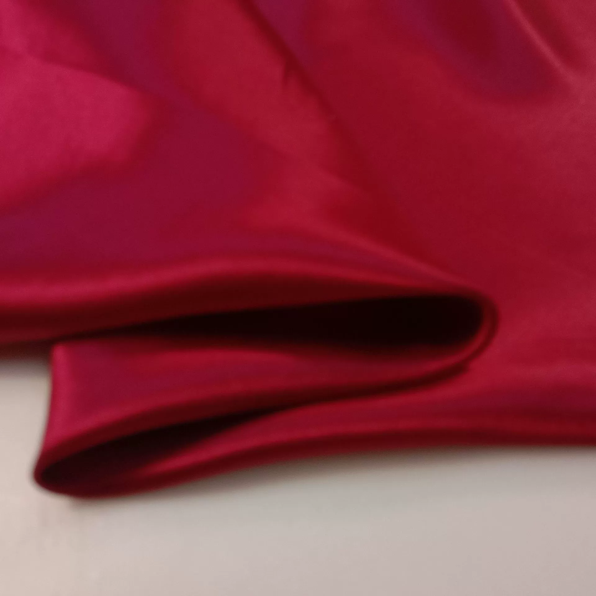 吉弟华都 Silk pijama, sleep mask, bedspread