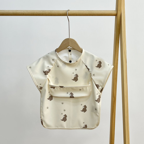 Danish new reverse dressing 23 summer baby short-sleeved blouse pu waterproof baby big pocket easy to clean bib