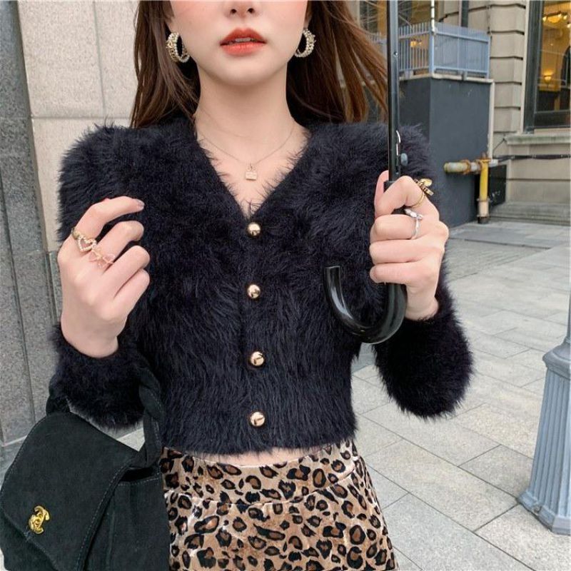 Internet Red Velvet Sweater Women's Coat Autumn and Winter New Western Style Short Top Cardigan V-Neck Knitted Sweater