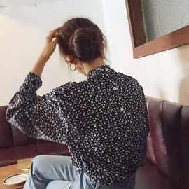 韩国ins2026早春新品韩系小众设计感个性后背纽扣长袖衬衫女