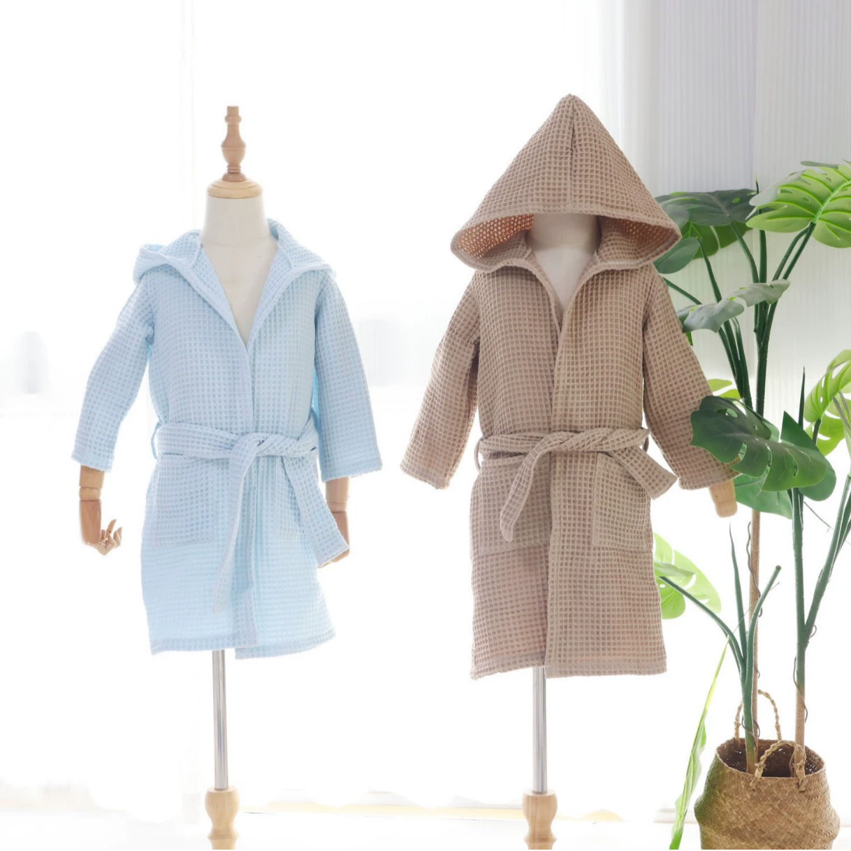 Хлопковый детский халат Тонкий вафельный впитывающий купальный халат Пижама с капюшоном для маленьких мальчиков и девочек