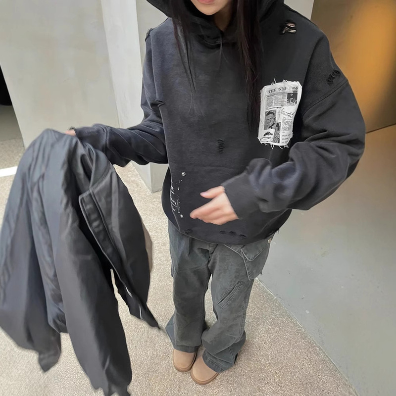 Washed and Dyed Hand-Sewn Patchwork Hooded Sweatshirt for Men, American Casual Loose Fit Cleanfit Hoodie, Versatile and Thickened for Autumn