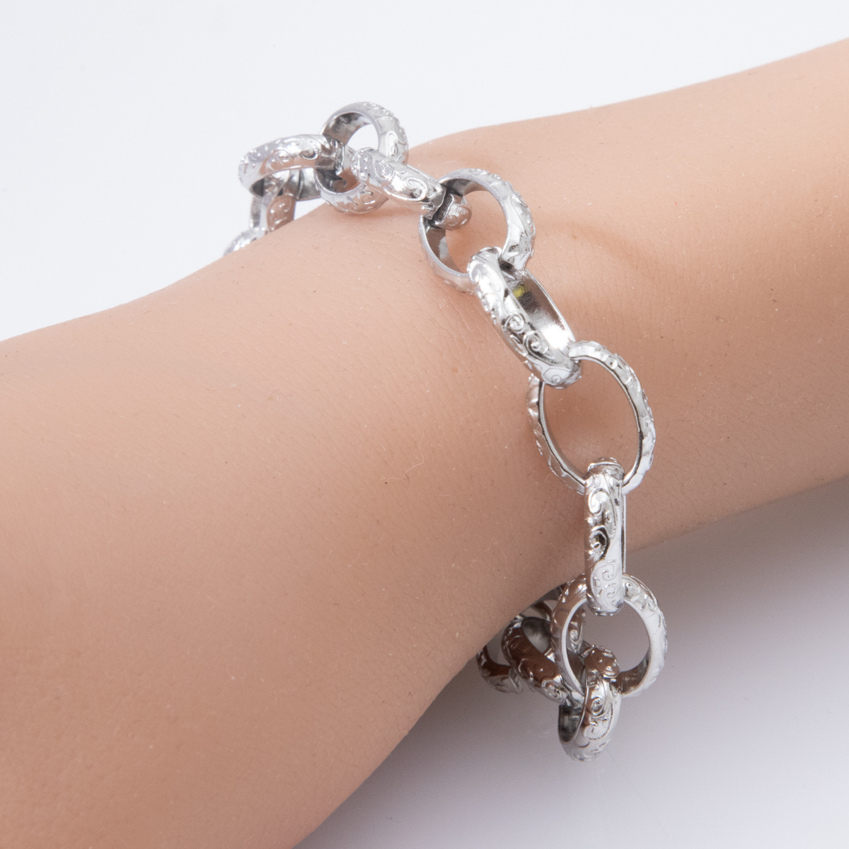 Gold Phoenix Pattern Titanium Bracelet For Women Hip Hop Style_voghion.com