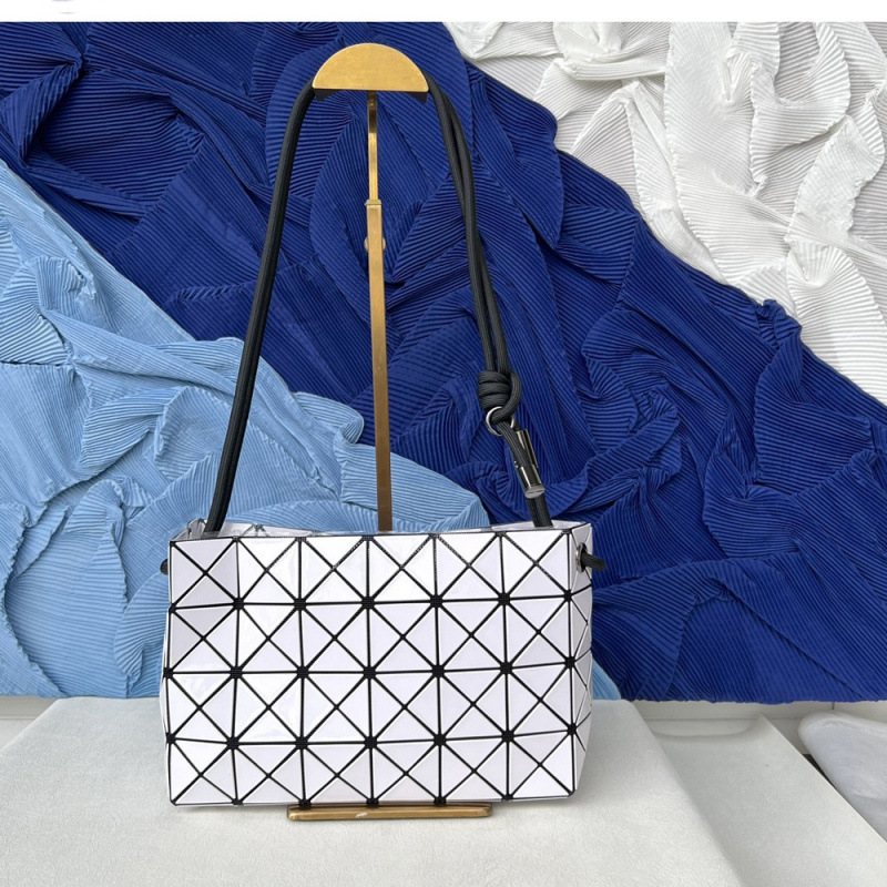 La fábrica japonesa original en abril, el nuevo paquete de tofu beimu bolso de mano hombro con hombro bolso de mujer bolso axila